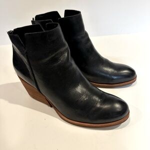 Kork-Ease Women's Chandra Stacked Heel Boot